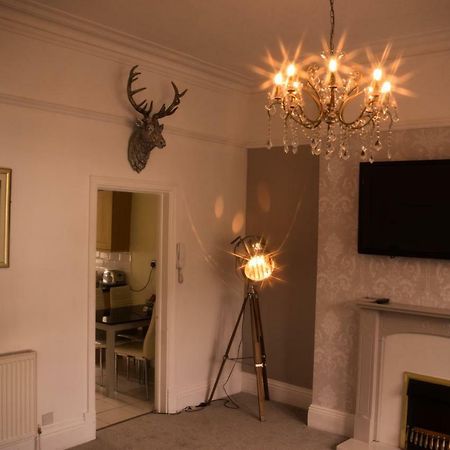 Harrogate Elite Living Apartment Екстериор снимка