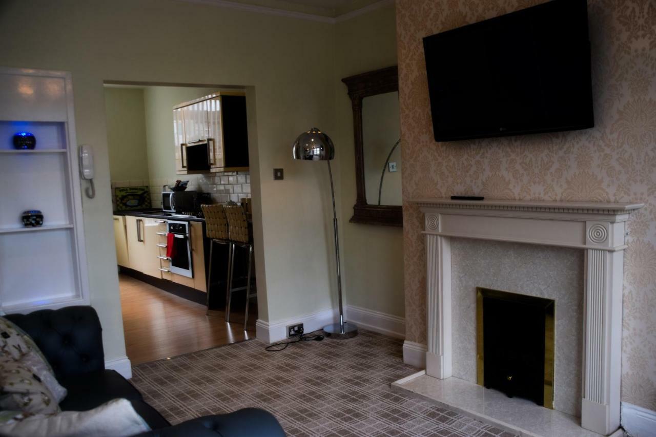 Harrogate Elite Living Apartment Екстериор снимка