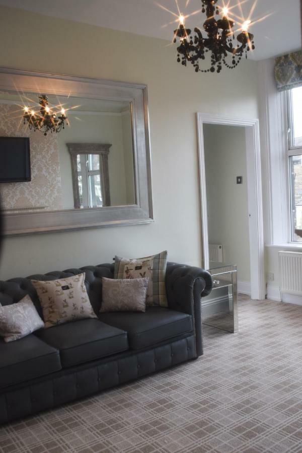 Harrogate Elite Living Apartment Екстериор снимка